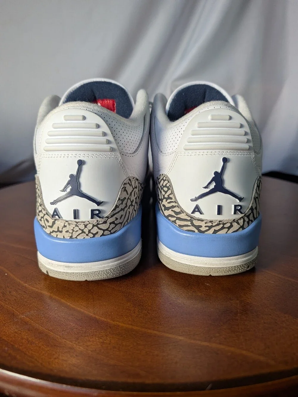 Air Jordan 3 Retro Sneaker White Valor Blue Mid UNC US Men Size 10.5 CT8532 104